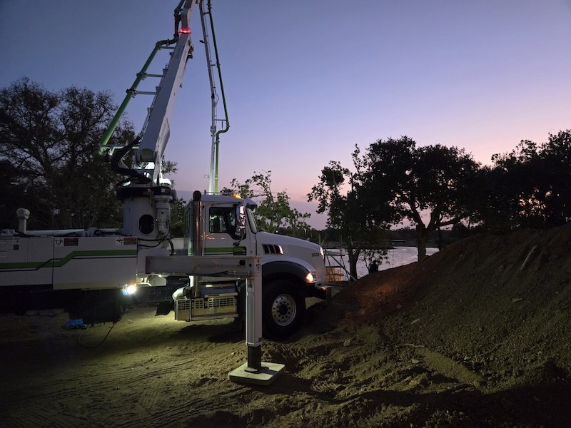 DB Concrete truck